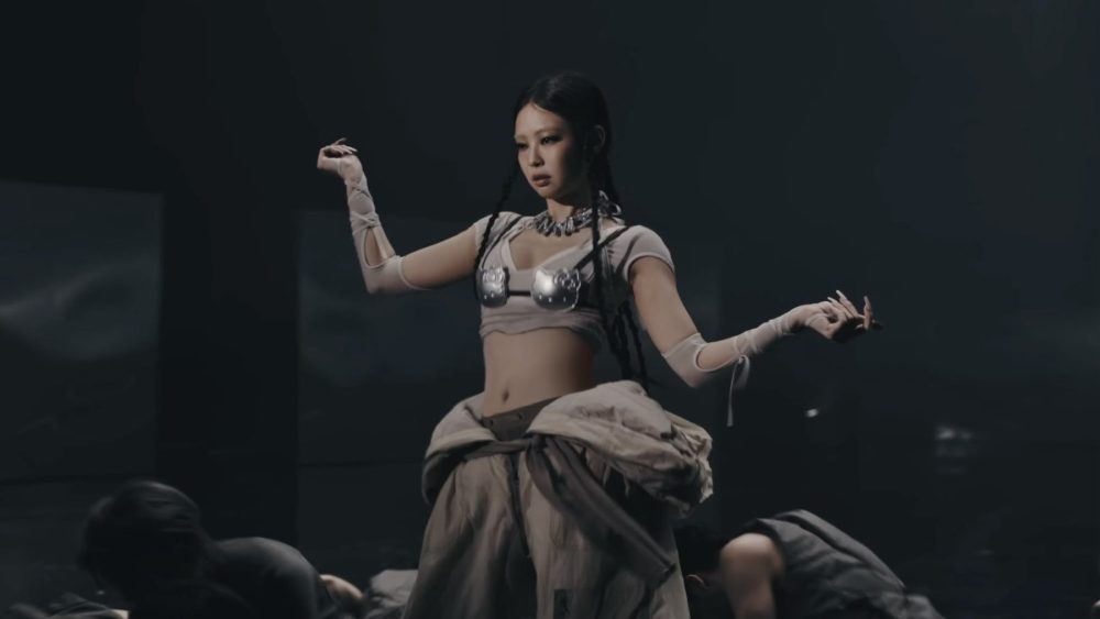 JENNIE Sets Spotify Record with ‘like JENNIE’