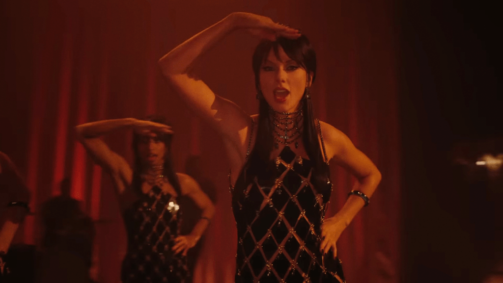 Taylor Swift Breaks Spotify Record with “The Fate of Ophelia”