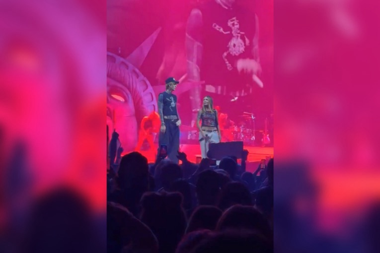 MGK Brings Out Halsey in Chicago: Watch Their Surprise Reunion