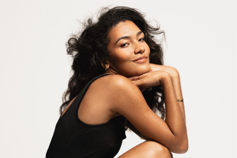 Olivia Dean Finishes 2026 on Top of ARIA Charts