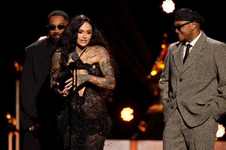 Kehlani Calls Out ICE During GRAMMYs 2026 Acceptance Speech