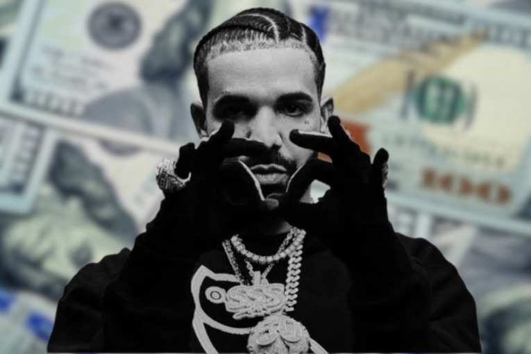 Drake Places $1 Million Bet on Patriots Ahead of Super Bowl