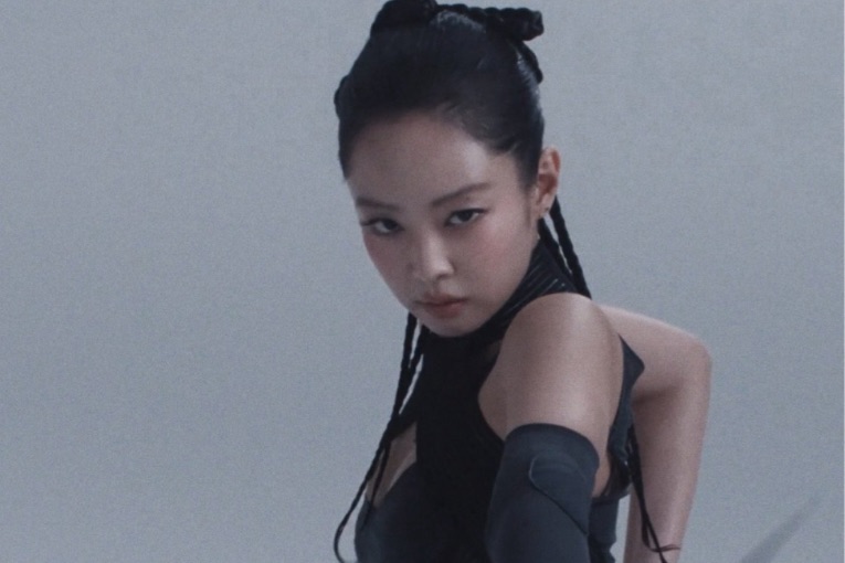 Jennie Teases New Music at Paris Fashion Week