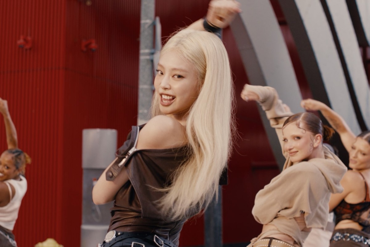 JENNIE Becomes First Female K-Pop Soloist With Two Platinum Songs