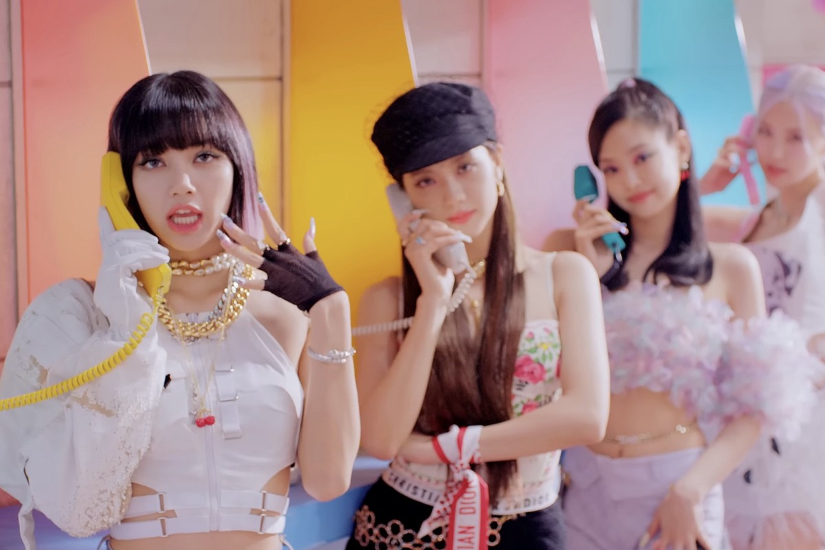 BLACKPINK Becomes First Group With 10 Music Videos Over 1 Billion Views