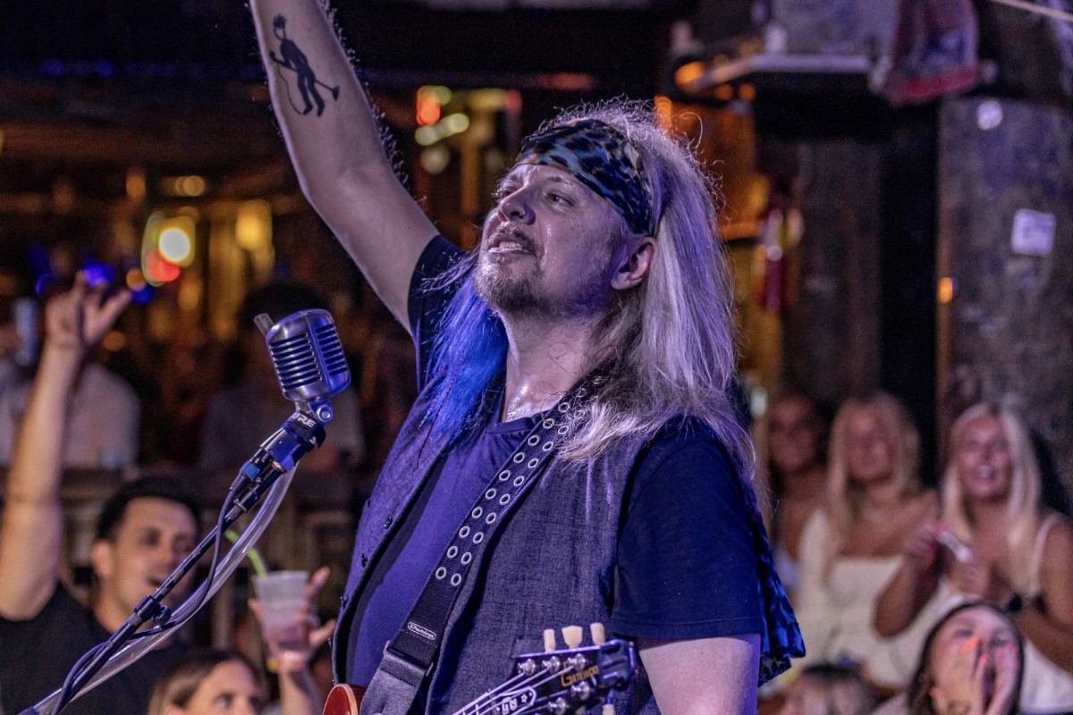 Trevor Finlay Talks 30 Years on the Road, Nashville Lessons and New Single “Shut The Hell Up”