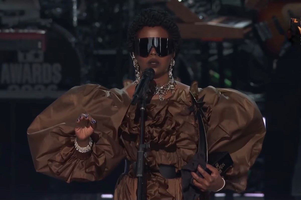 Lauryn Hill Honors Authentic Artistry During Emotional BET Awards Speech