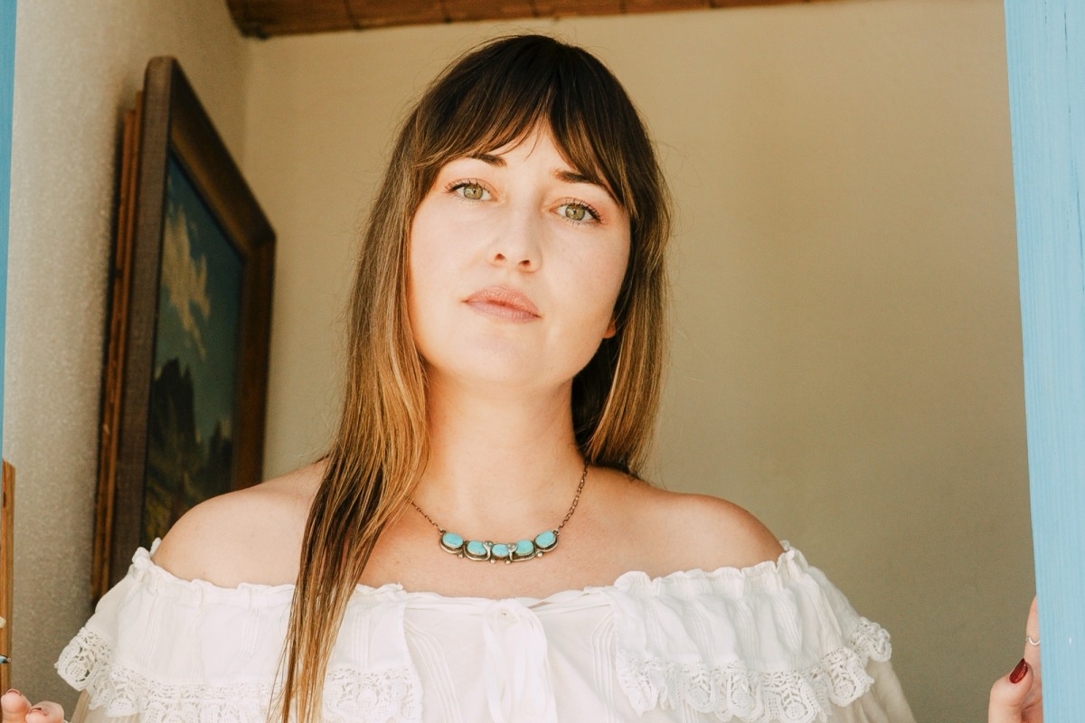 Jess Williamson Announces New Album ‘A Mile South of Heaven’, Shares Lead Single “Goodbye to All That”