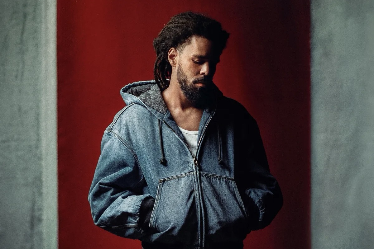 J. Cole Celebrates Fan Engagement on The Fall-Off Tour