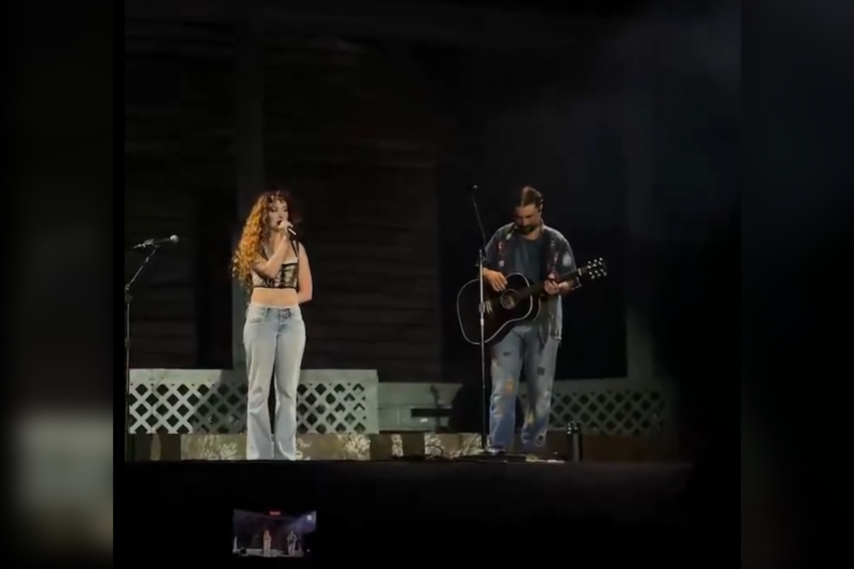Chappell Roan Joins Noah Kahan for ‘California’ at Sold-Out Los Angeles Show: Watch