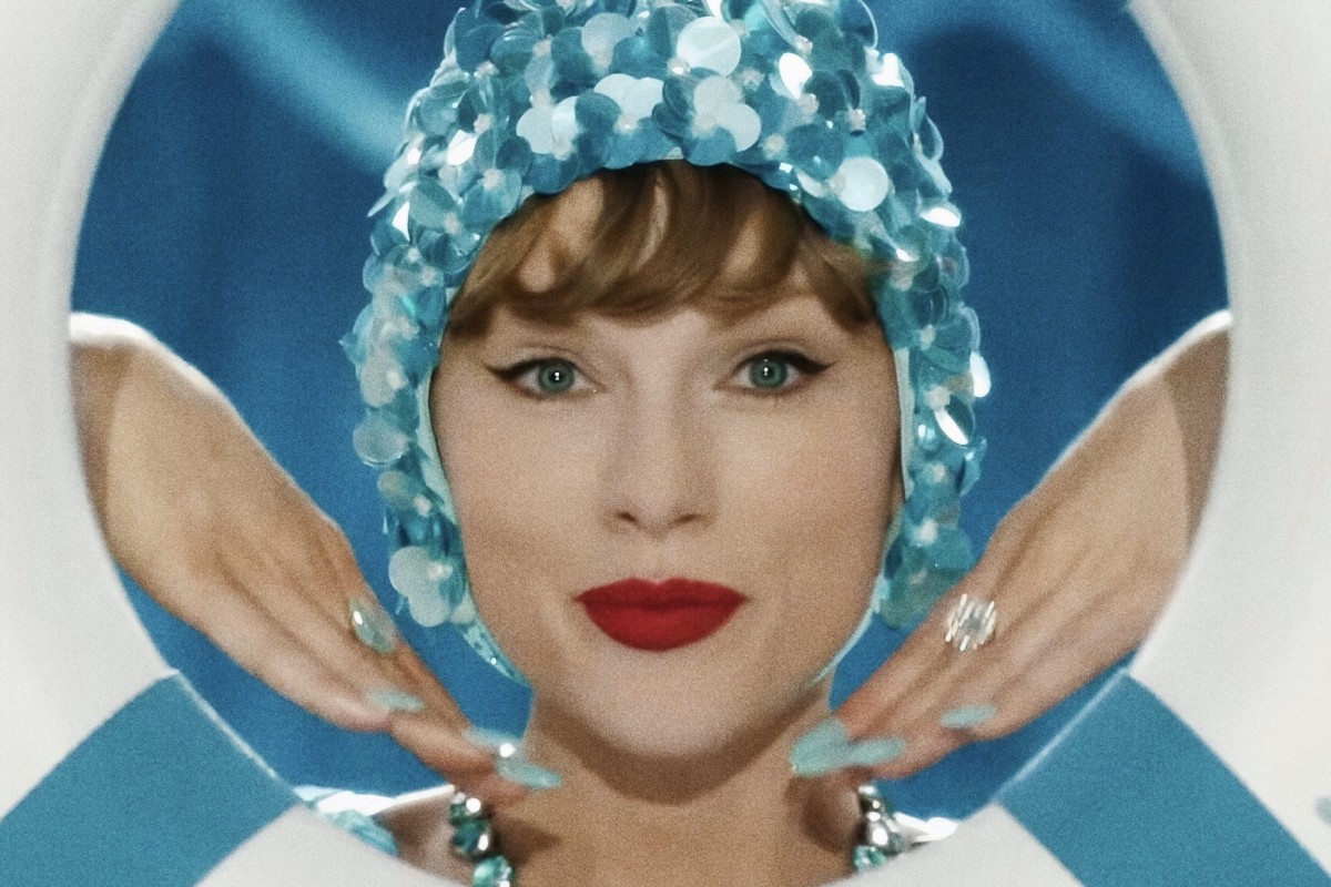 Taylor Swift Wins Video of the Year at 2026 MTV VMAs