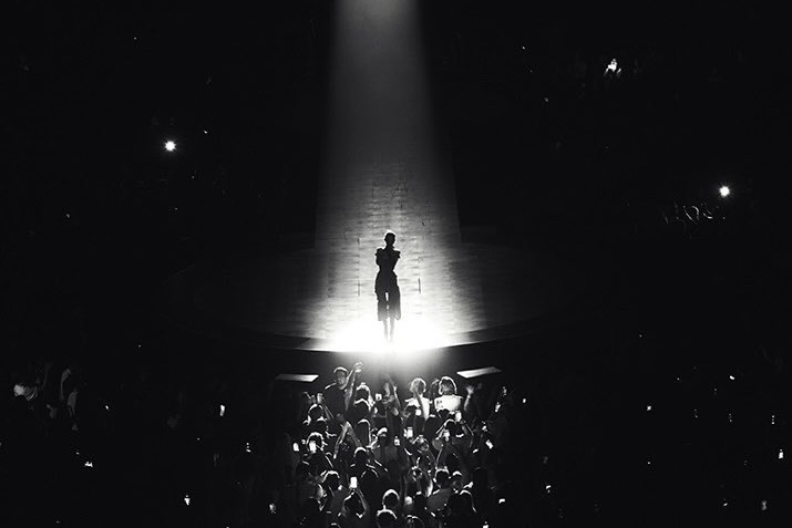 Ariana Grande Drops ‘petal’ Live Album: How to Get It