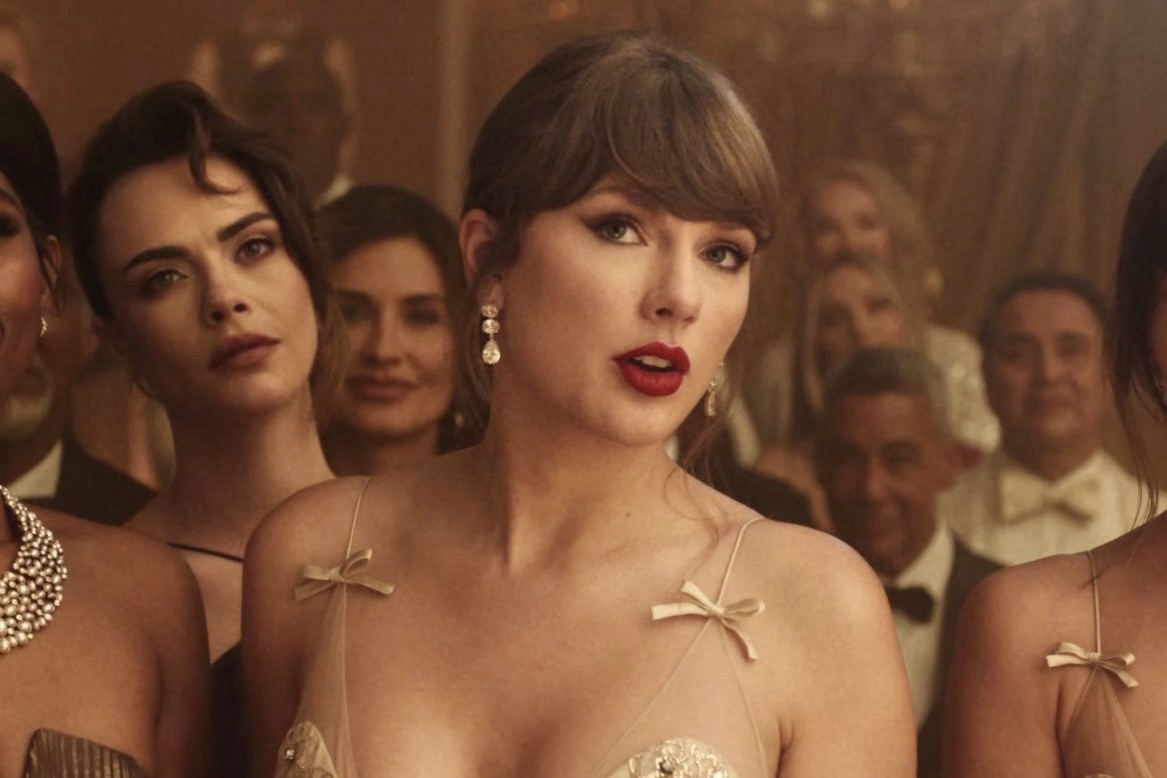 Taylor Swift Makes Hot 100 History With “Patient Zero”