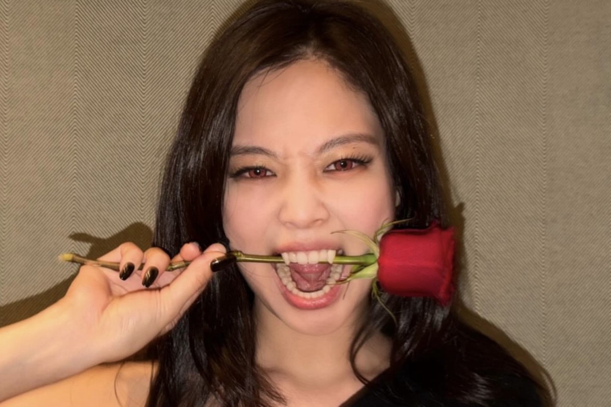 JENNIE Makes Billboard Hot 100 History With “Dracula”